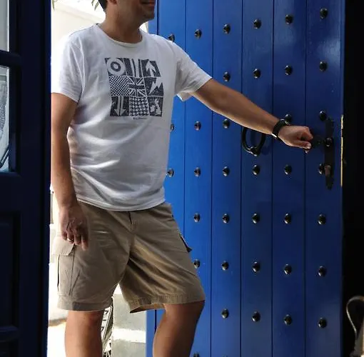 Vicky 2* Πίσω Λιβάδι